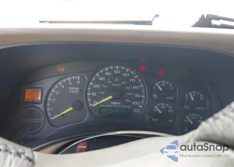 2001 Chevrolet Silverado 1500 Ls z USA, uszkodzony, nr VIN 2GCEC19V311401761